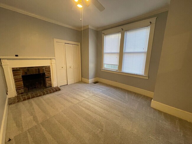 Building Photo - 302 S Edisto Ave