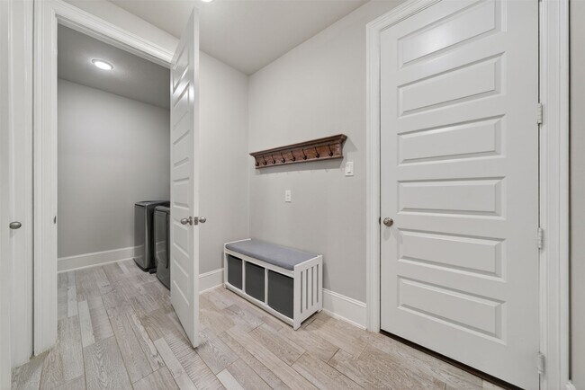 Building Photo - 9555 Pappas Creek Ct