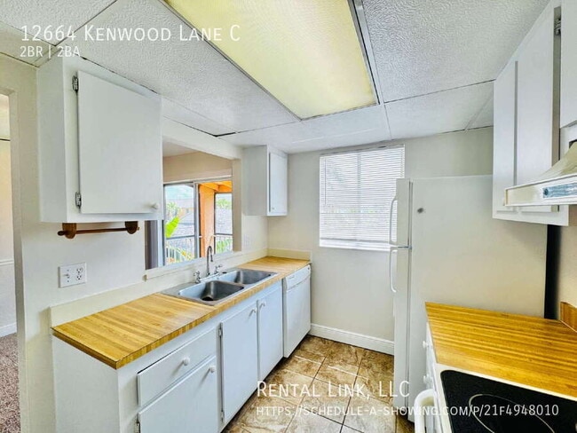 Building Photo - 12664 Kenwood Ln