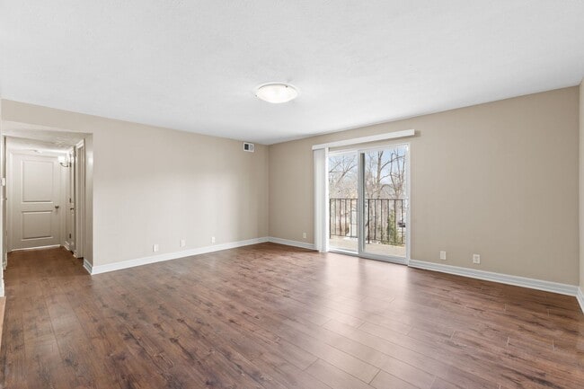 Interior Photo - The Park Terrace