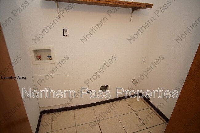 Building Photo - 11604 Gordon Bays Way