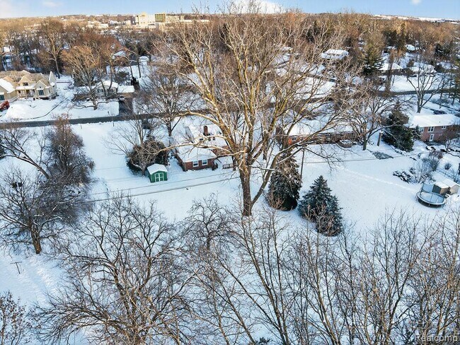 Building Photo - 126 Orchardale Dr