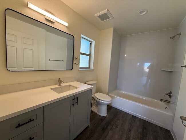 Building Photo - Free Month of Rent for Move in before Dec 1st - Large Brand New 2 Bedroom Apartment with Patio