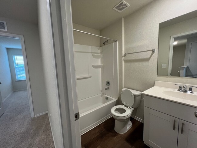 Building Photo - Like-New 4BR Home w/ Huge Backyard + W/D Included | $500 Move-In Credit