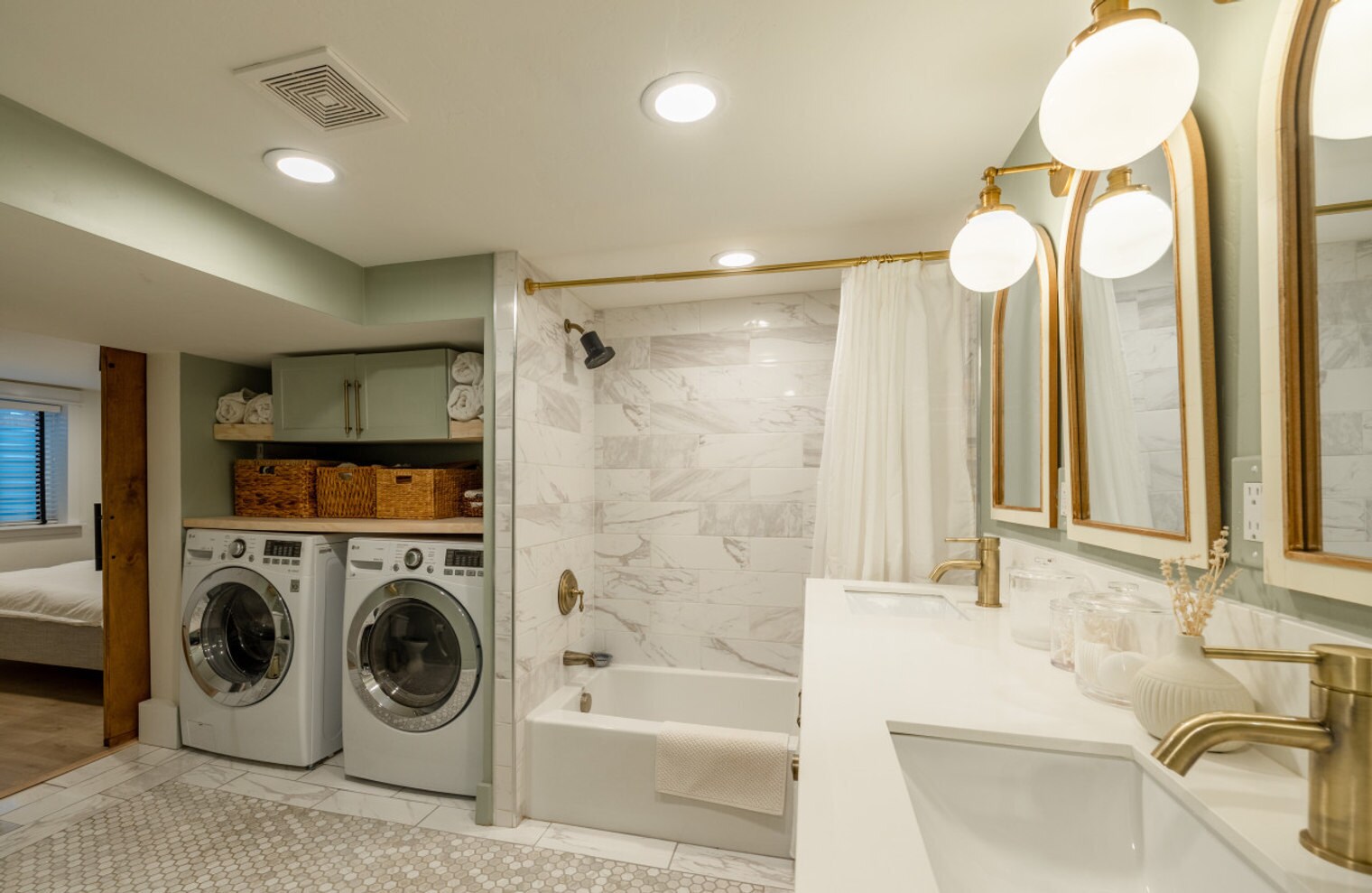 Building Photo - 3045 S 1640 E