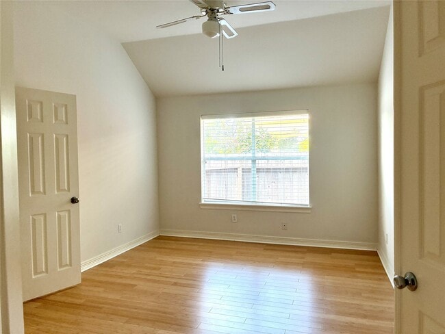 Building Photo - 2203 Summer Bay Ct