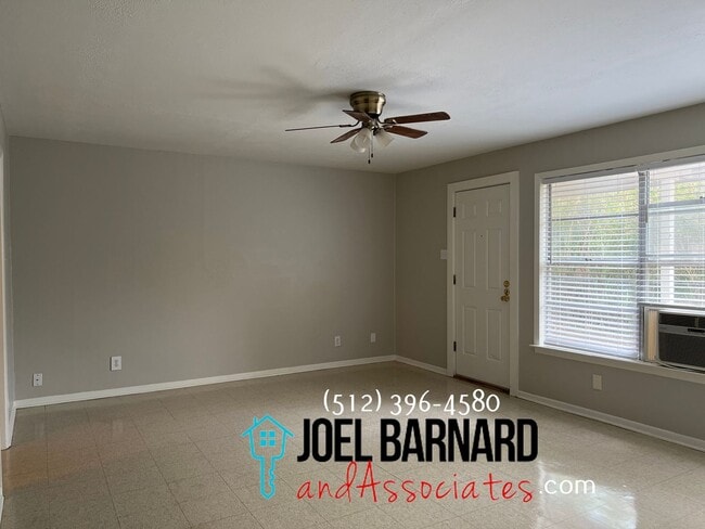 Building Photo - Application Pending: Available July 12: Ch...
