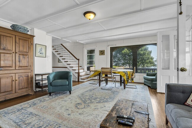 Building Photo - 67 Chimney Corner Cir