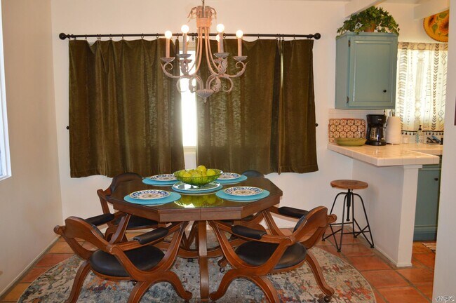 Building Photo - Casa Sonora, Furnished, Seasonal terms
