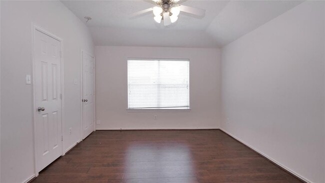 Building Photo - 5014 Moss Garden Ln
