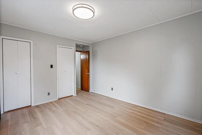 Building Photo - 88-23 75th St