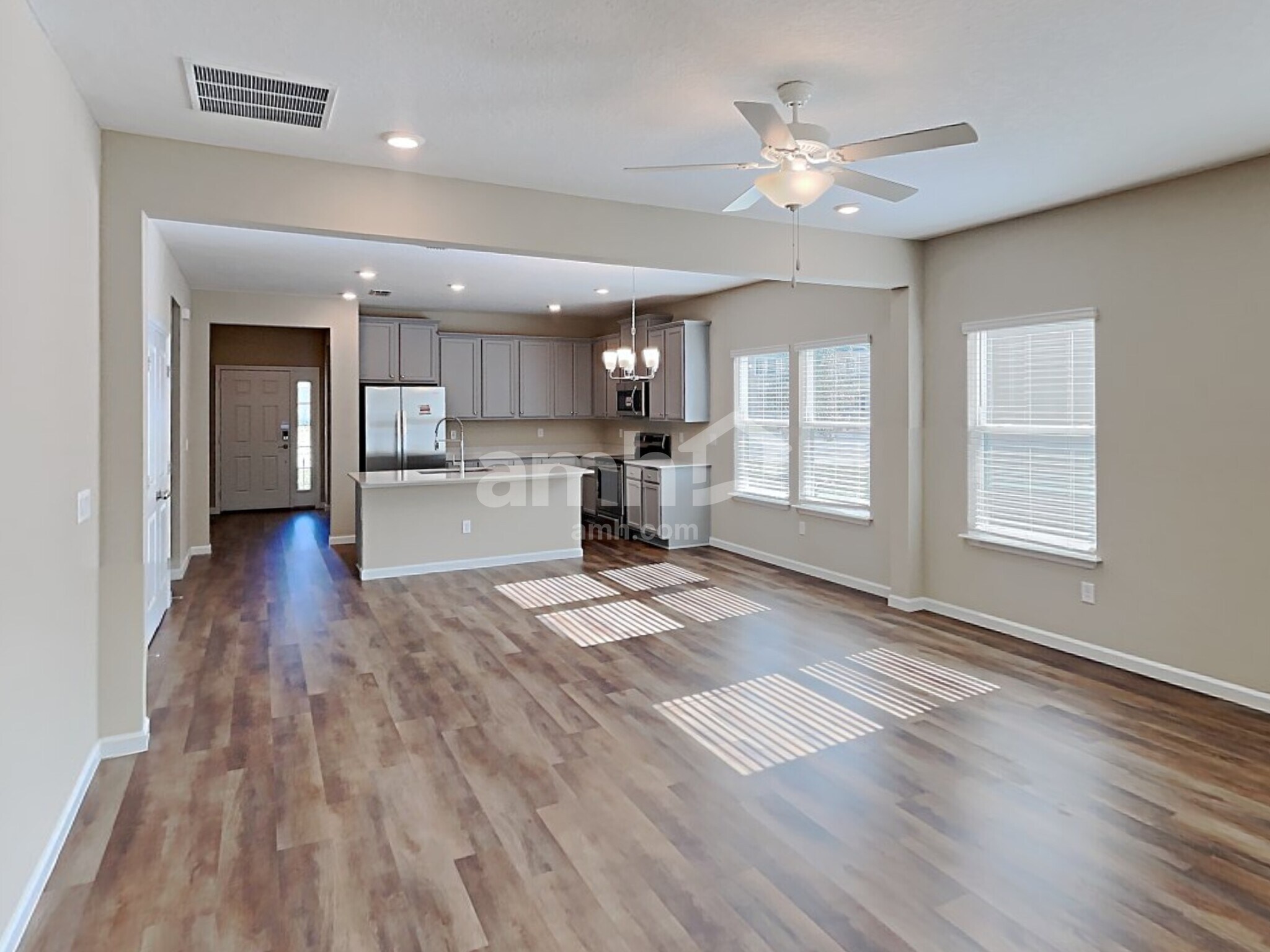 Building Photo - 238 Hemlock Pt