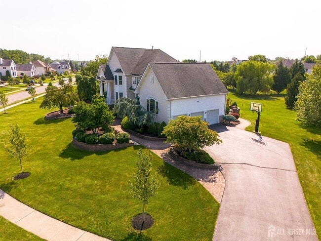 Building Photo - 19 Meadowlark Dr