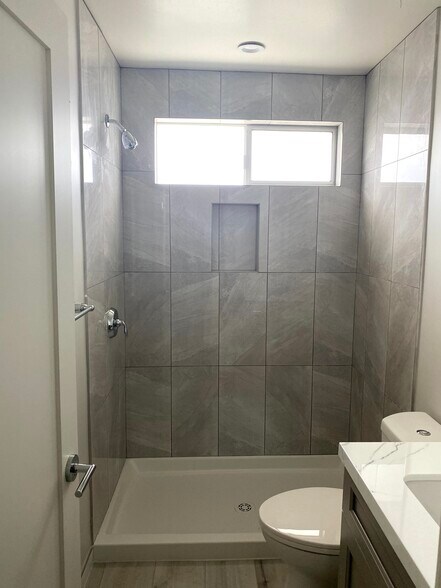 Building Photo - 11775 Gateway Blvd