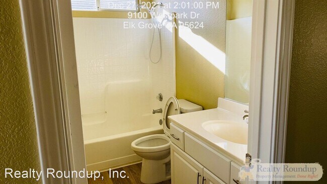 Building Photo - 4 br, 3 bath House - 9104 Westpark Dr