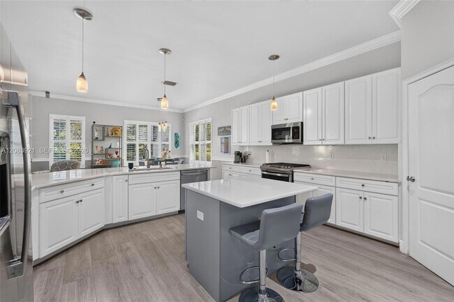 Building Photo - 9970 Rookery Cir