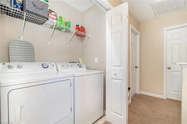 Building Photo - Build Equity While Leasing - Lease to Own