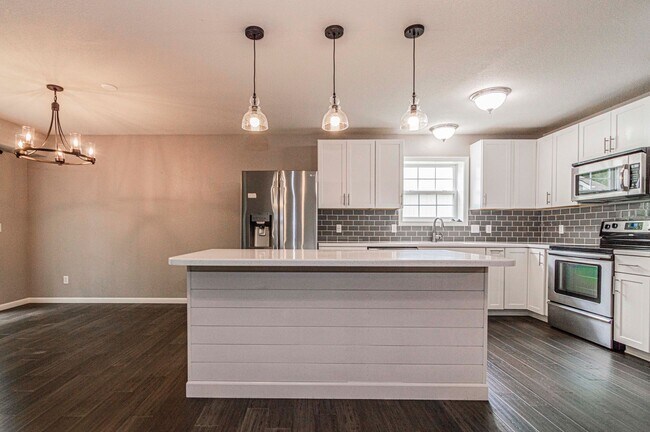 Building Photo - Please View 3D Virtual Walk-Through Before Scheduling a Showing
