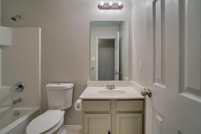 Building Photo - 5701 Talons Crest Cir