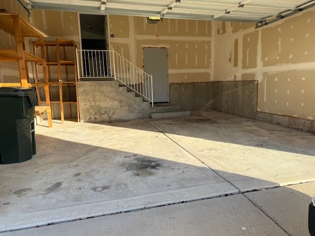 Building Photo - 178 Greystone Way