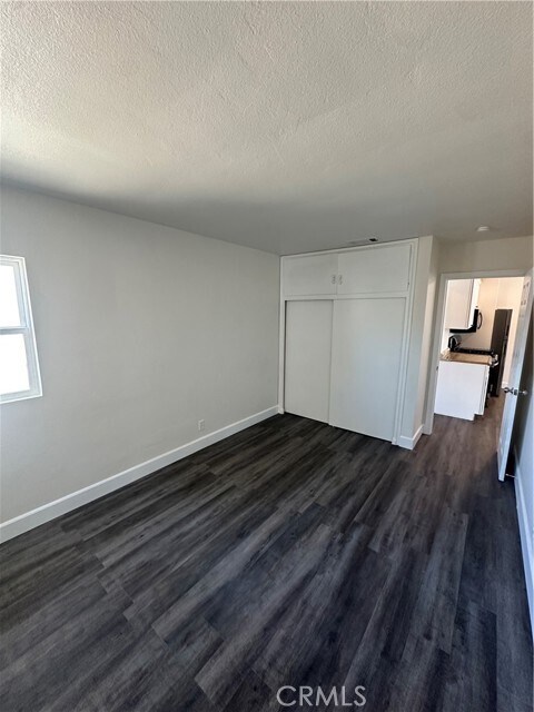Building Photo - 454 S Rosario Ave