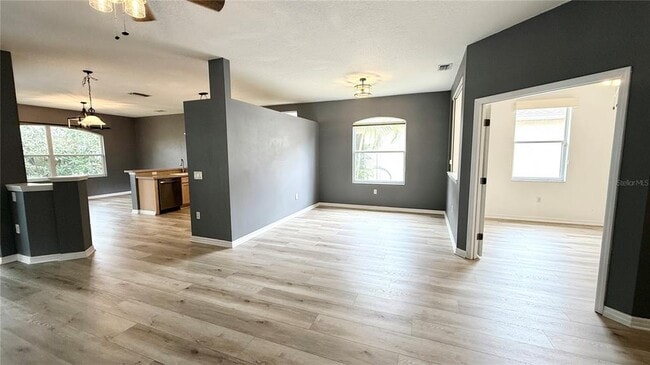 Building Photo - 1155 Millbrook Cir