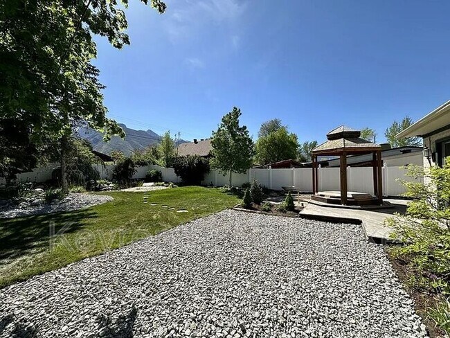 Building Photo - 7179 S 2825 E