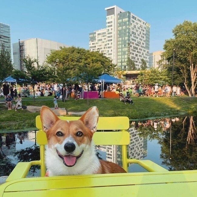 Building Photo - 2 Earhart St