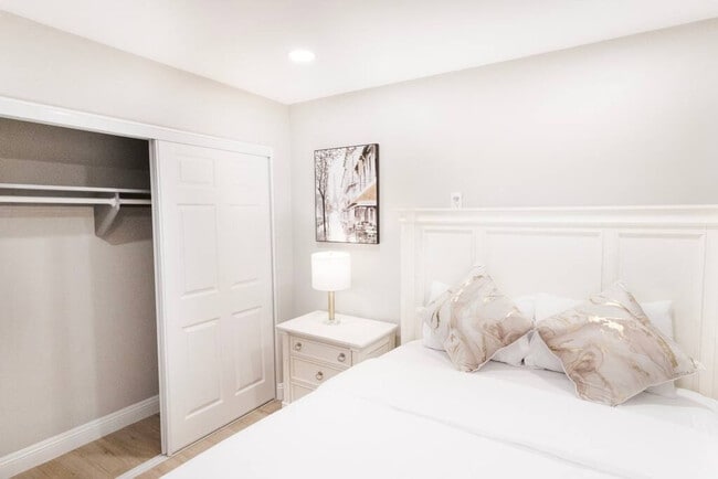 Building Photo - 8356 Adams St