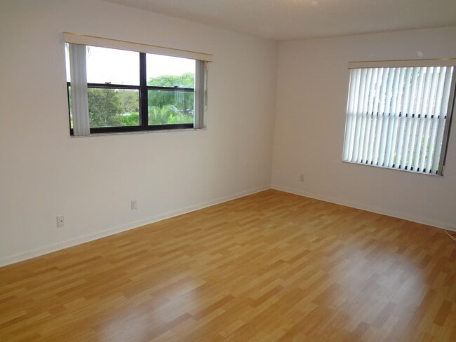 Building Photo - 22442 Sea Bass Dr