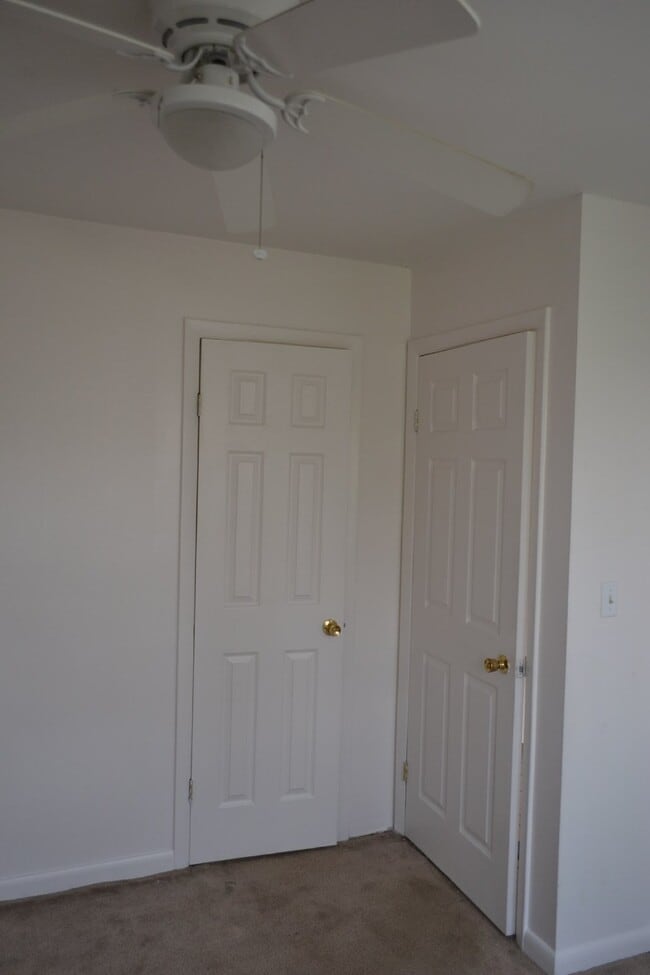 Building Photo - Apartment for Rent