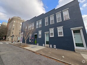 Building Photo - 1 S 5th St