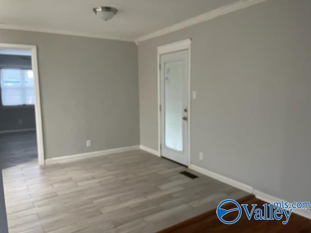 Building Photo - 805 W Arbor Dr NW