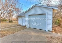 Building Photo - Charming 3 bedroom/2 bath home!