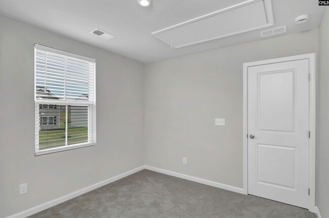 Building Photo - 3041 Blue Brook Ln