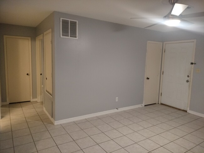 Living room - 508 Buena Vista Ave