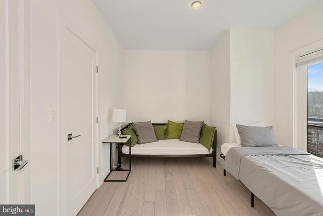 Building Photo - 1495 Gallaudet St NE