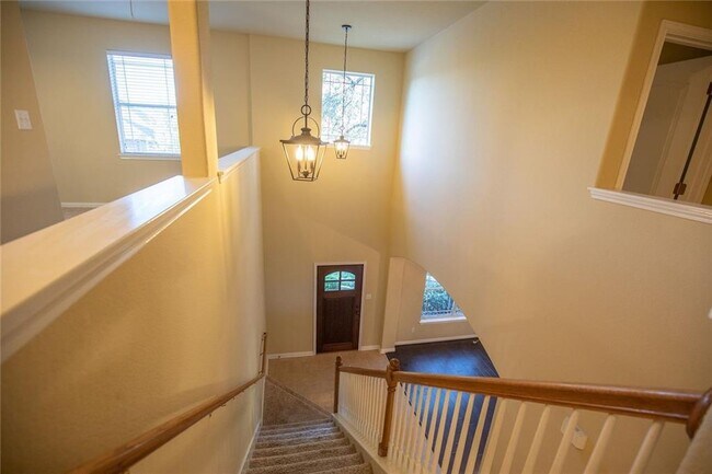 Building Photo - 3806 Juniper Hills St