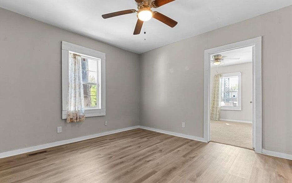 Building Photo - 2164 Monroe Ave