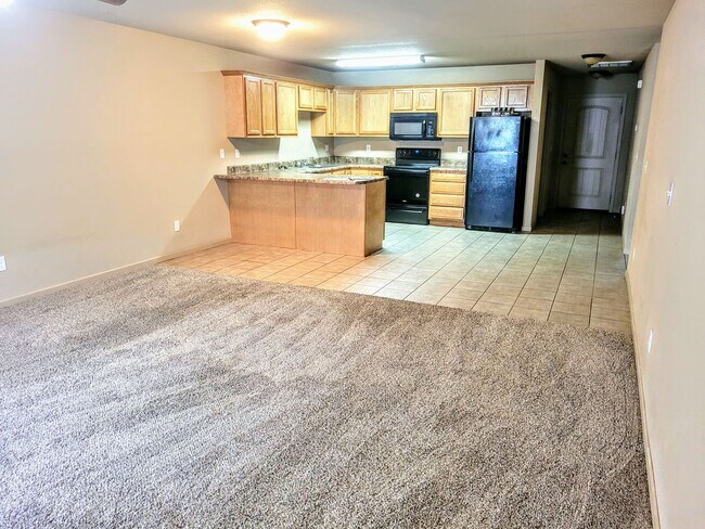 Building Photo - 109 Edna St