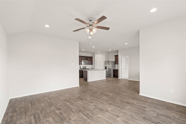 Building Photo - 6414 Clyde Arbor Dr