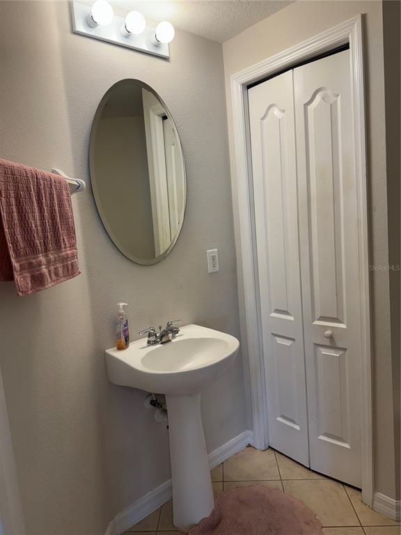 Building Photo - 12993 Coyote Ln