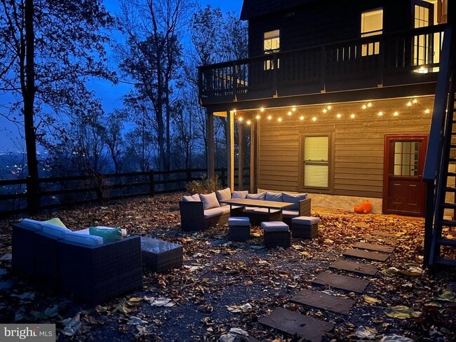 Building Photo - 2315 Lookout Rd