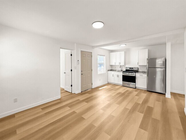 Building Photo - Beautifully Renovated 1 Bed | 1 Bath – Move-In Ready in the Heart of Clearwater!