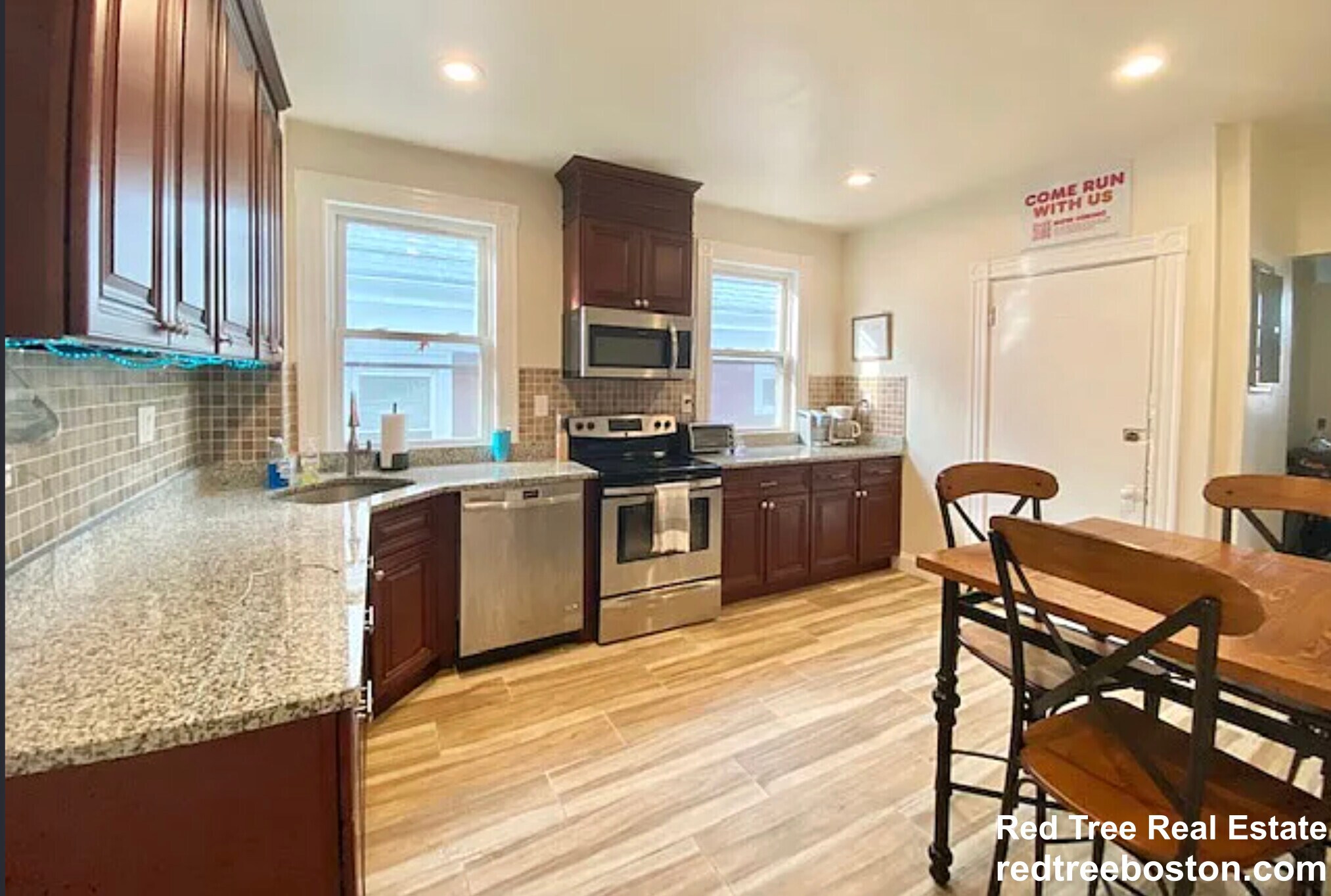 Building Photo - 2 Parker Hill Terrace