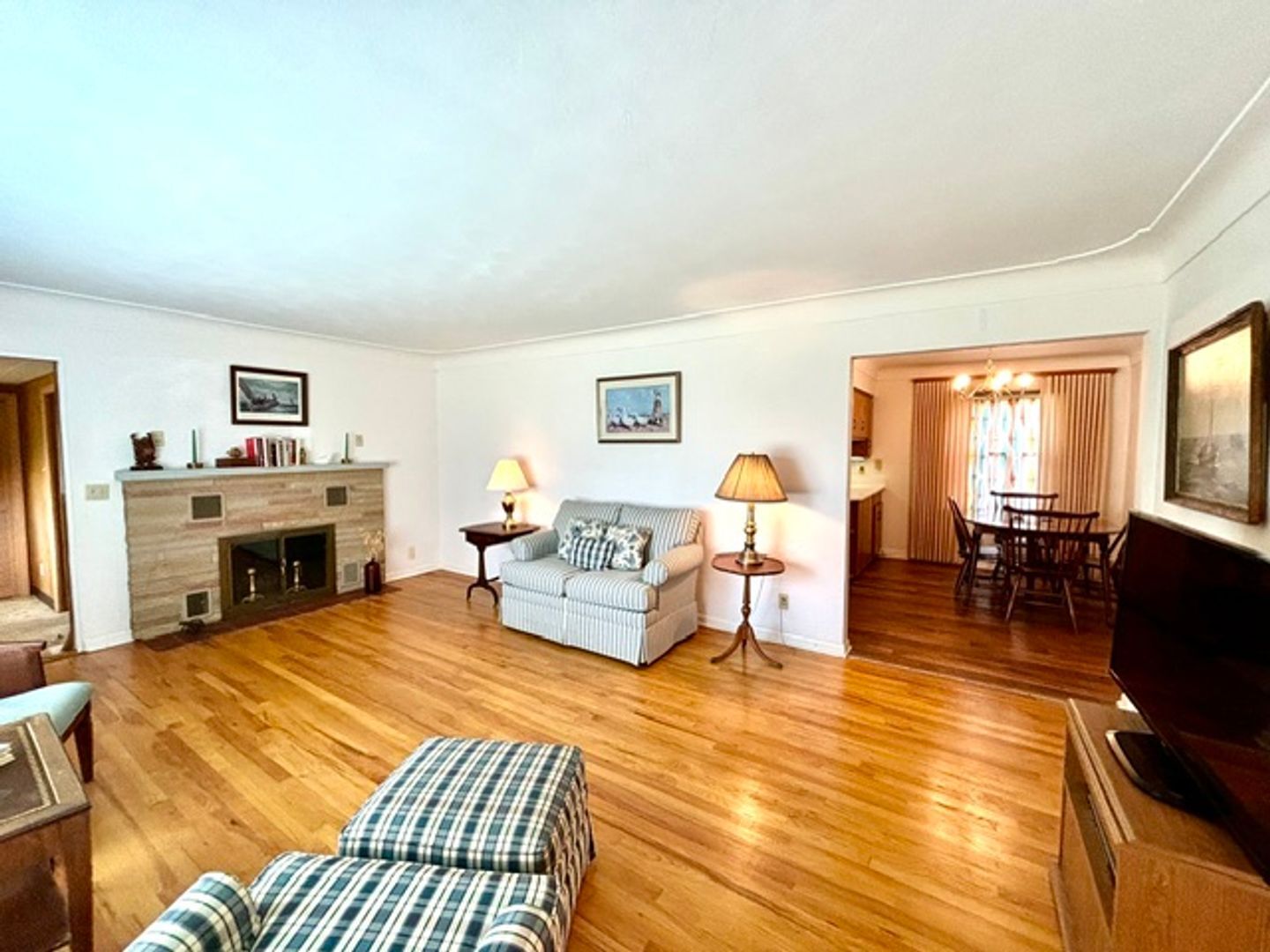 Building Photo - 2726 Applelane Ave