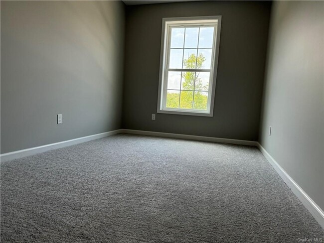 Building Photo - 16 Pinto Rd