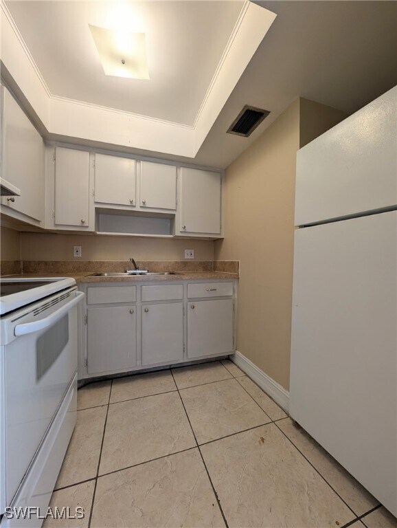 Building Photo - 1830 Maravilla Ave