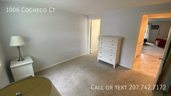Building Photo - 1006 Cocheco Ct
