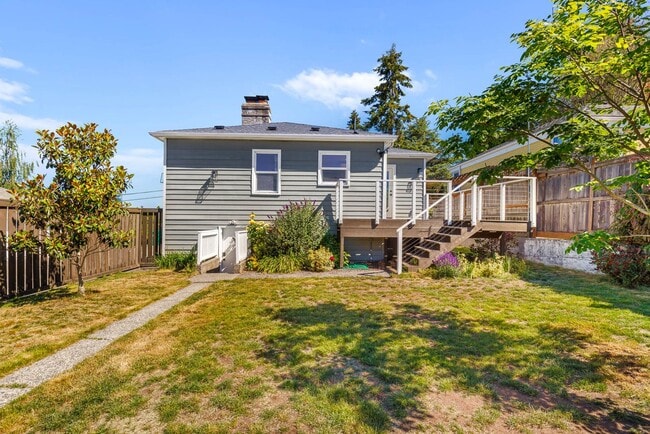 Building Photo - 4 Bedroom West Seattle View Retreat | Fully Remodeled Home with Sound Views & RV Parking